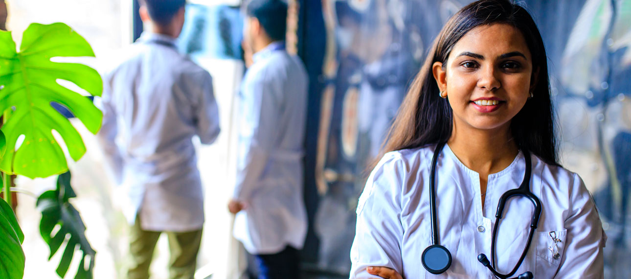 Healthcare in Colombia for Expats: International Insurance, EPS and Private Care Explained & updated